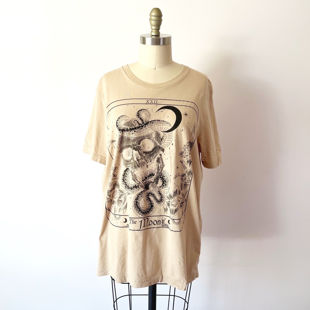 The Bookish Box Graphic Tee Hades The Moon Tarot Skull Snake Large
